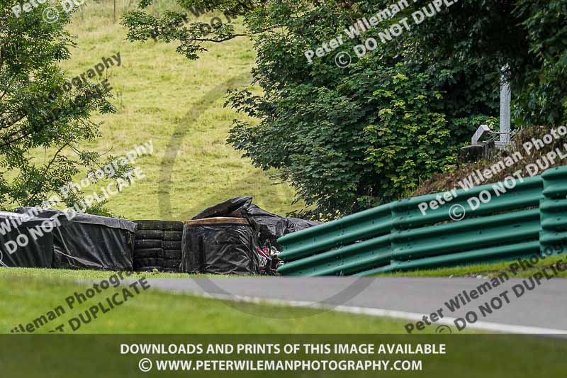 cadwell no limits trackday;cadwell park;cadwell park photographs;cadwell trackday photographs;enduro digital images;event digital images;eventdigitalimages;no limits trackdays;peter wileman photography;racing digital images;trackday digital images;trackday photos
